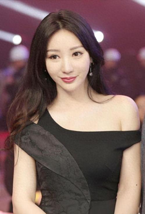 娱乐爆料柳岩是哪一期的,揭秘娱乐爆料背后的那一期 第3张 娱乐爆料柳岩是哪一期的,揭秘娱乐爆料背后的那一期 第3张